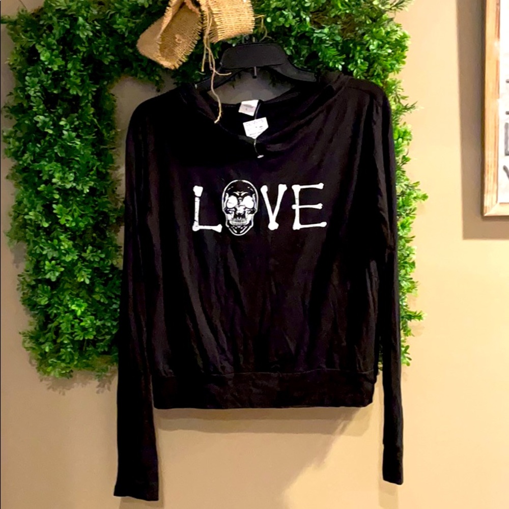 Miss Popular skull tee